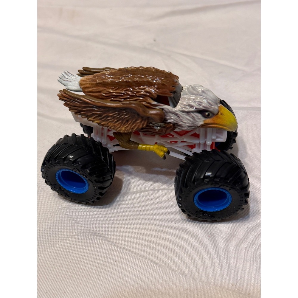 Monster Jam Eagle Monster Truck 1:64 Die-Cast Bald Eagle White Red Chassis